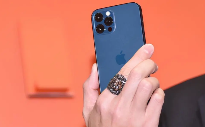 东安苹果手机维修分享iPhone12系列重启方法教程 